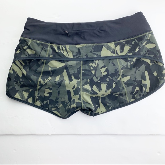 lululemon athletica Pants - Rare Lululemon Camo Speed Up Shorts 2.5